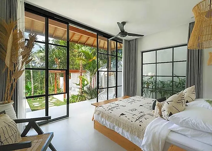 Ubud Lestari 4*